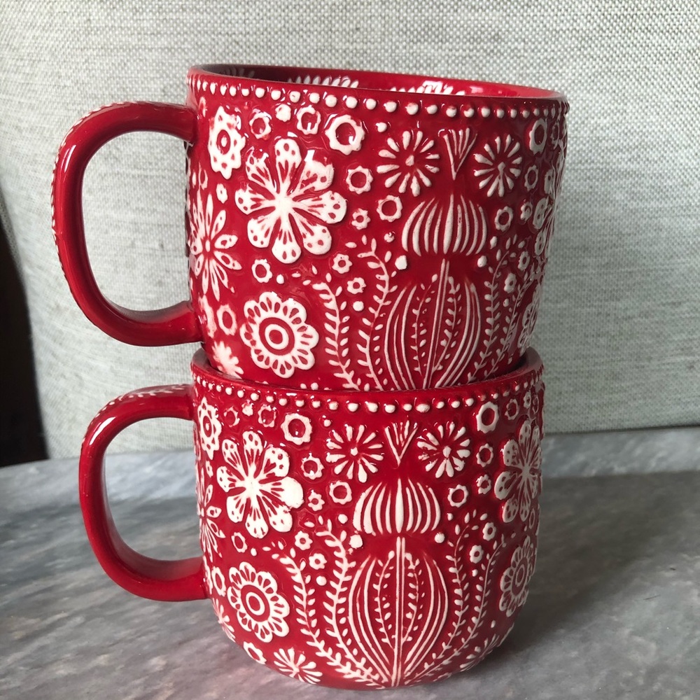 Red snowflake mugs, set of 2